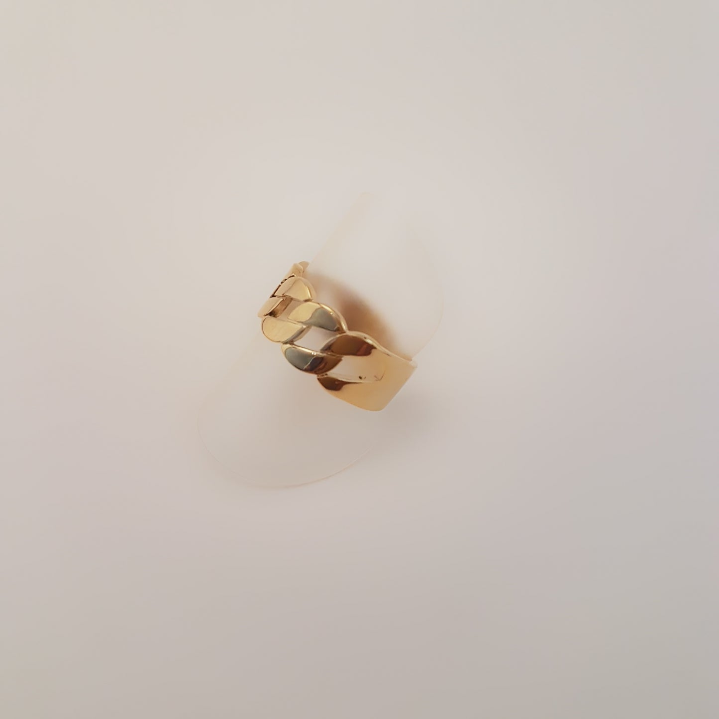 MANHATTAN RING