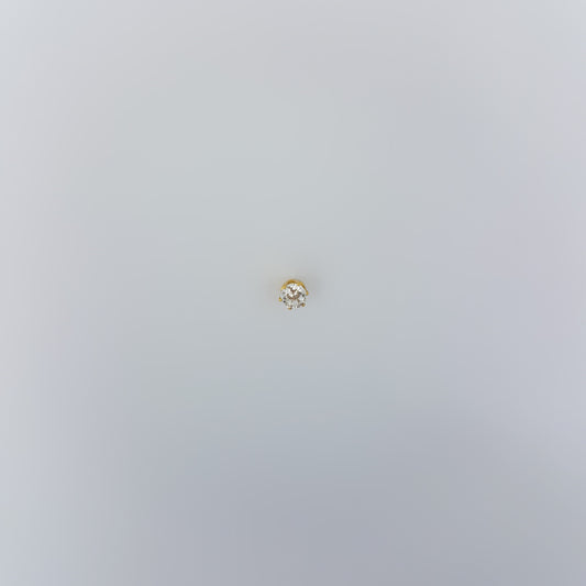 ROUND DIAMOND STUD EARRING