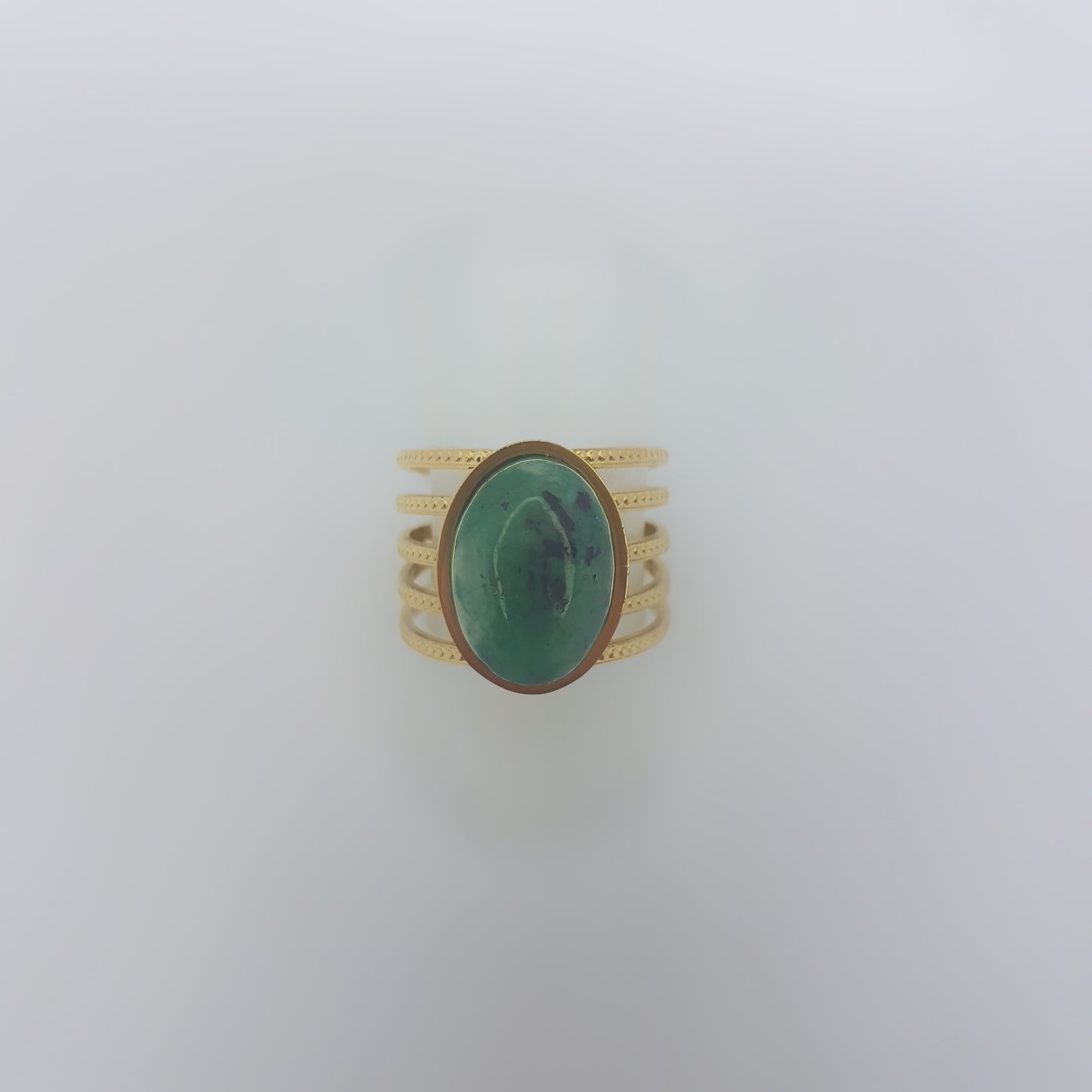 GUSTAVIA RING
