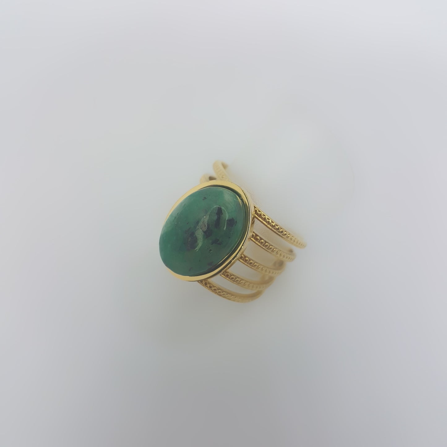 GUSTAVIA RING
