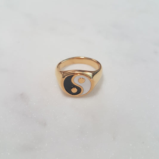 YIN YANG RING