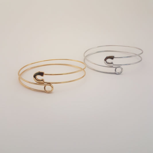 SAFETY PIN BRACELET